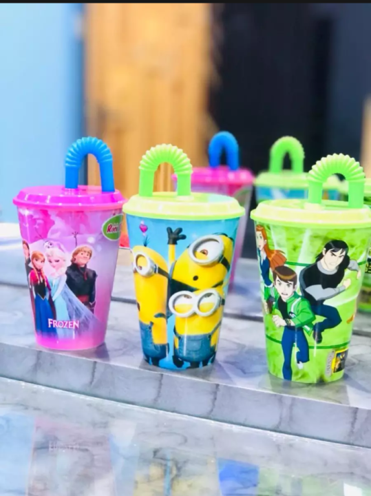 GLASS WITH STRAW 854