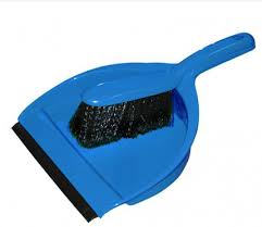 DUSTPAN  W/BRUSH TR 106
